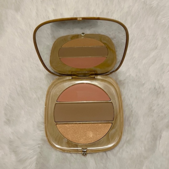 Marc Jacobs 250 tantalize glo - Picture 1 of 2